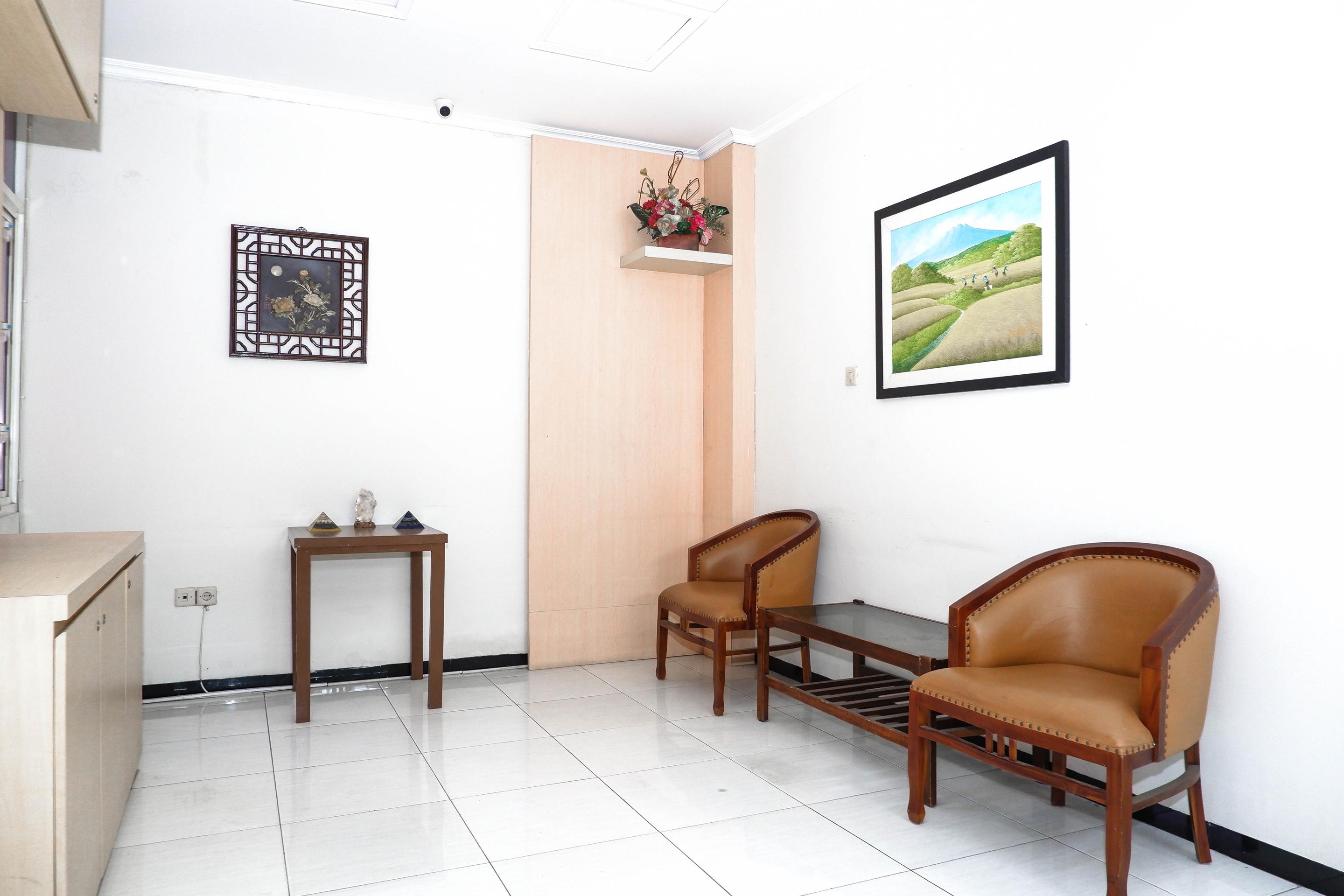 Sky Guesthouse Семаранг Екстер'єр фото