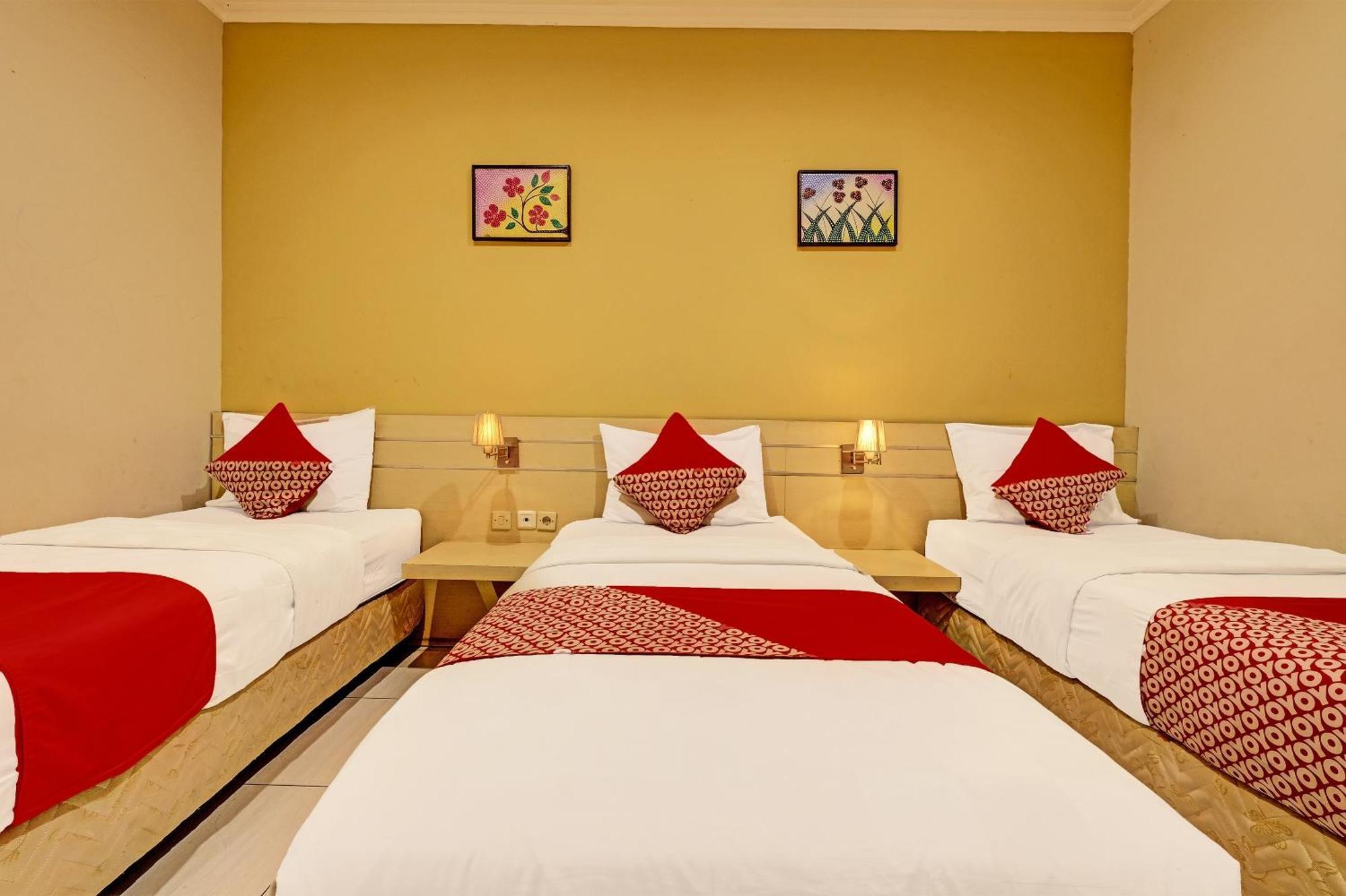 Sky Guesthouse Семаранг Екстер'єр фото